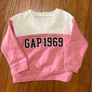 GAP pink and white sweater